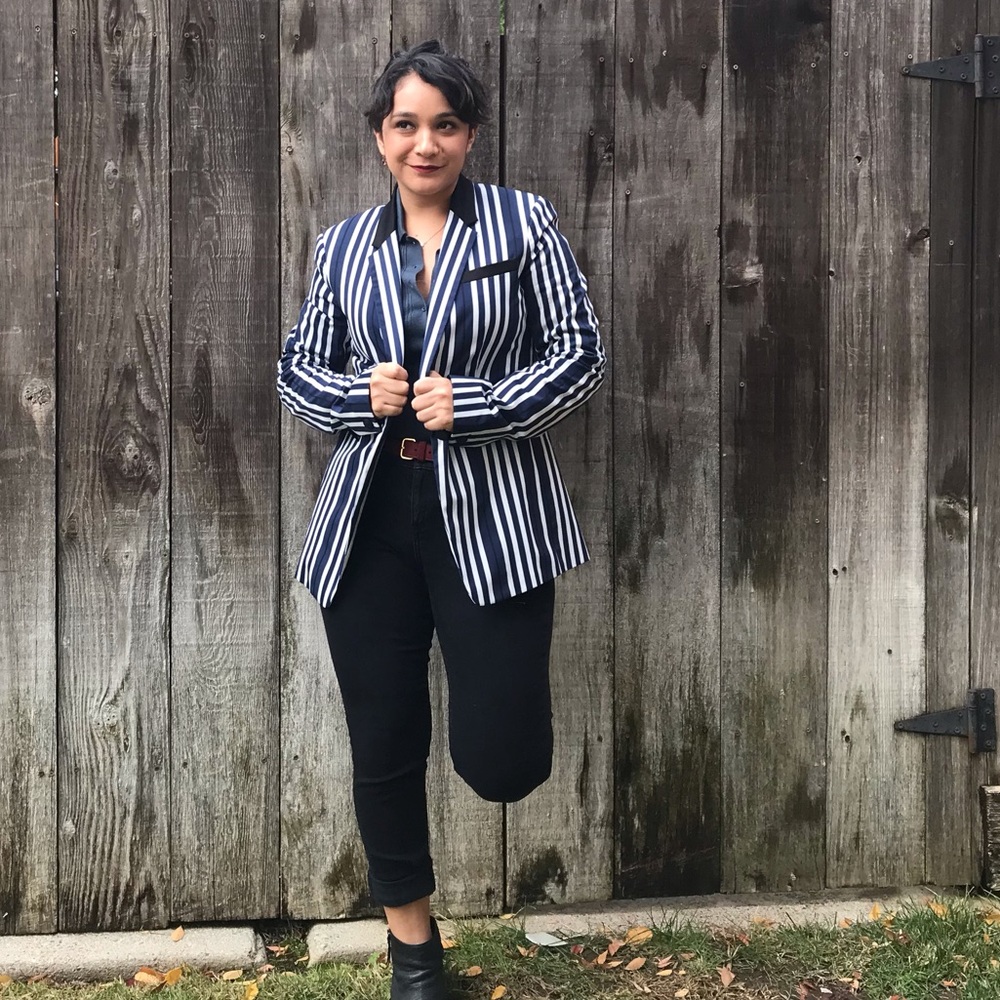 Meet your Posher, Monique